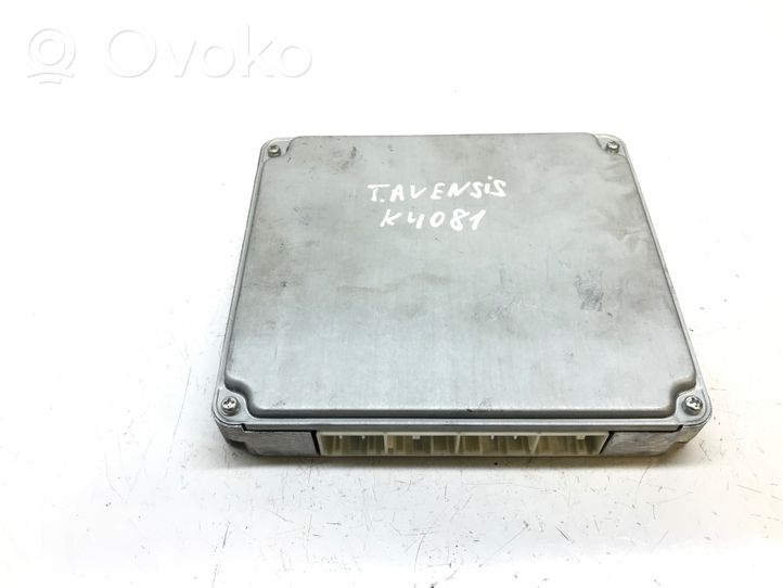 Toyota Avensis T250 Kit centralina motore ECU e serratura 8966105C82