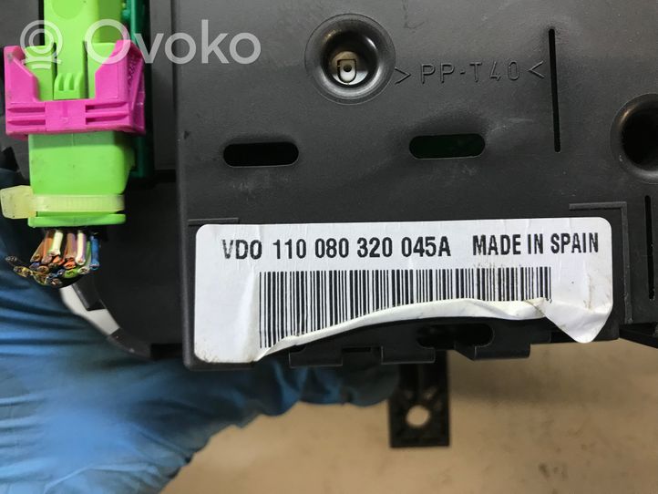 Volkswagen Polo IV 9N3 Moottorinohjausyksikön sarja ja lukkosarja 03E906023B