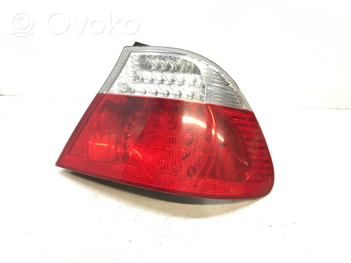 BMW 3 E46 Lampa tylna 406022R