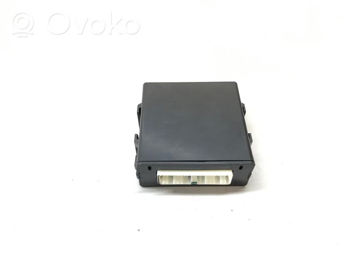 Toyota Avensis T250 Komputer / Sterownik ECU i komplet kluczy 8966105C82