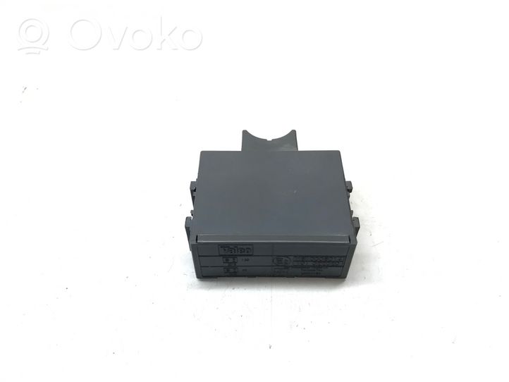 Toyota Avensis T250 Kit centralina motore ECU e serratura 8966105C20