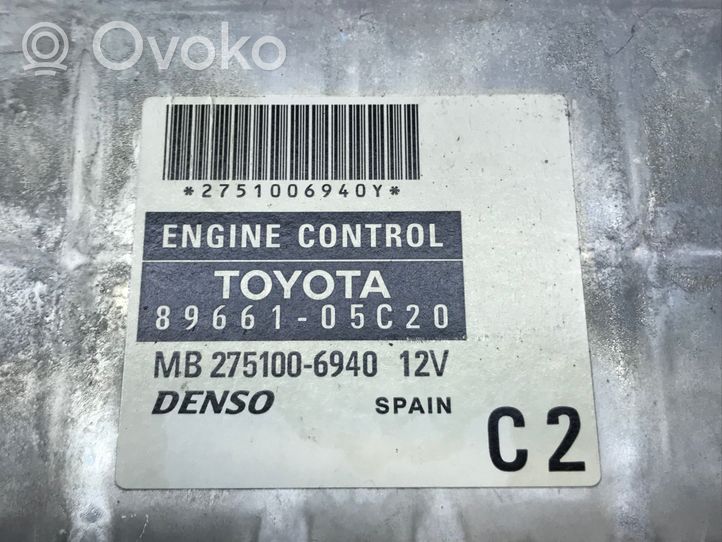 Toyota Avensis T250 Kit centralina motore ECU e serratura 8966105C20