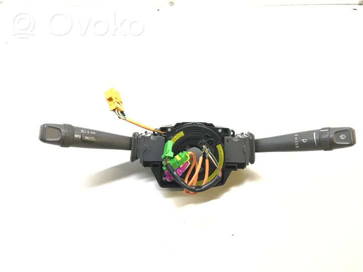 Volvo S60 Leva/interruttore dell’indicatore di direzione e tergicristallo 8622185