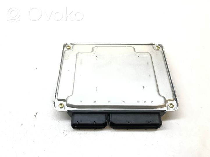 Audi A4 S4 B6 8E 8H Komputer / Sterownik ECU i komplet kluczy 038906019FP