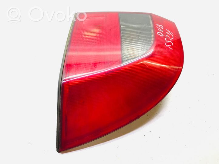 Opel Vectra B Lampa tylna 62145