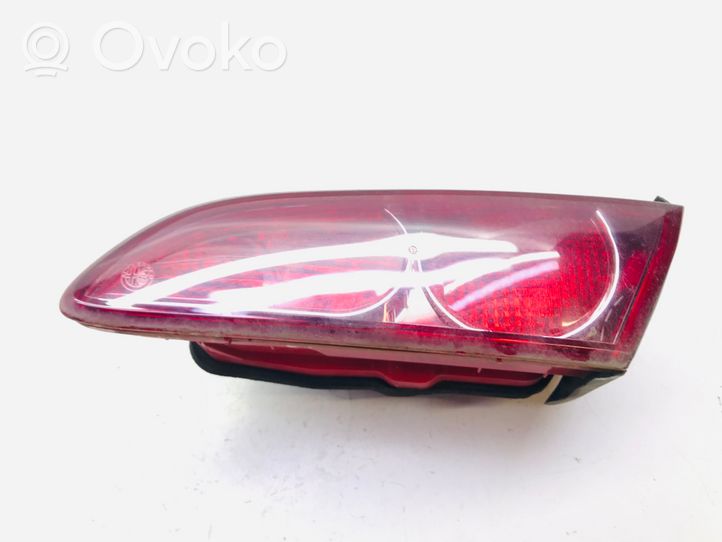 Alfa Romeo 159 Luci posteriori del portellone del bagagliaio F939562302