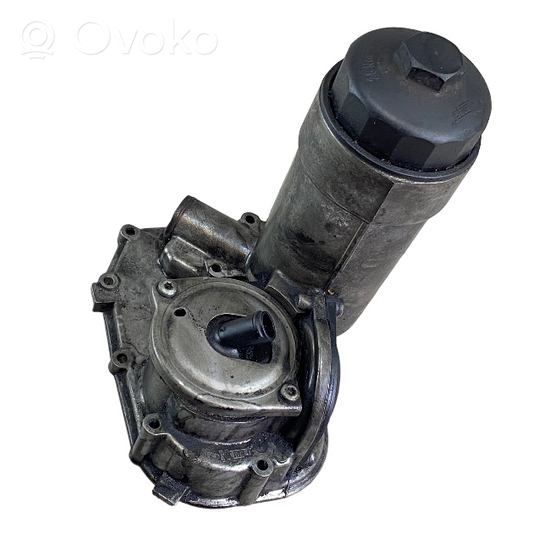 Audi A6 S6 C5 4B Supporto di montaggio del filtro dell’olio 059115405E