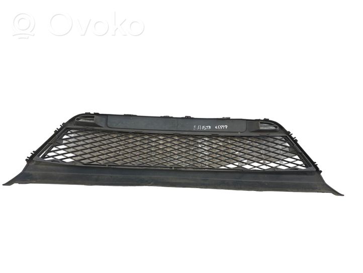 Ford Fiesta Grille inférieure de pare-chocs avant K5547