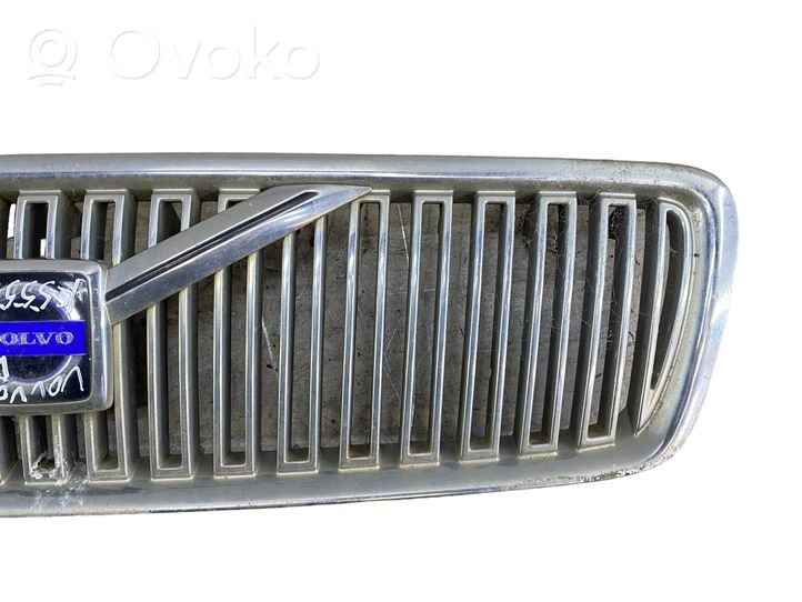 Volvo V70 Griglia superiore del radiatore paraurti anteriore 9190985