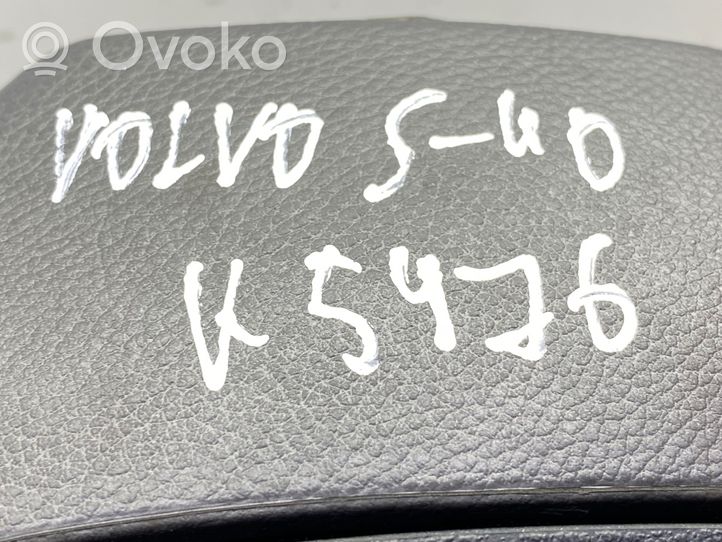 Volvo S40, V40 Volant 72129