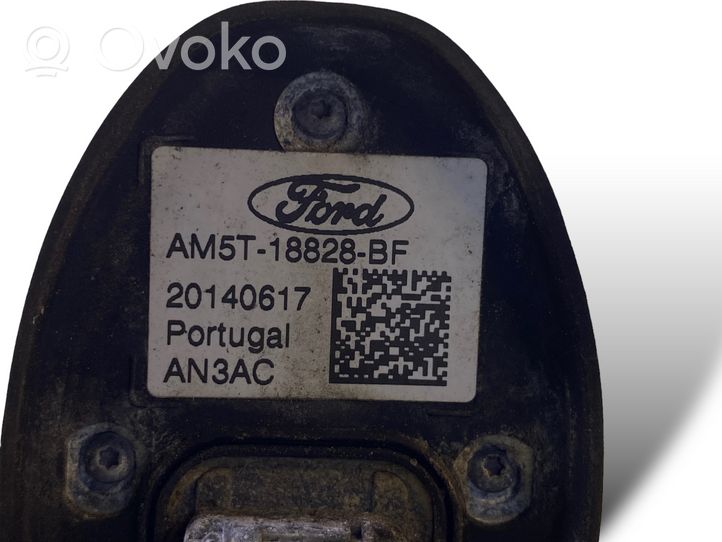 Ford Focus GPS-pystyantenni AM5T18828BF