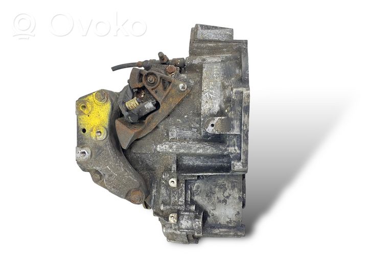 Skoda Octavia Mk2 (1Z) Mechaninė 6 pavarų dėžė 020301107