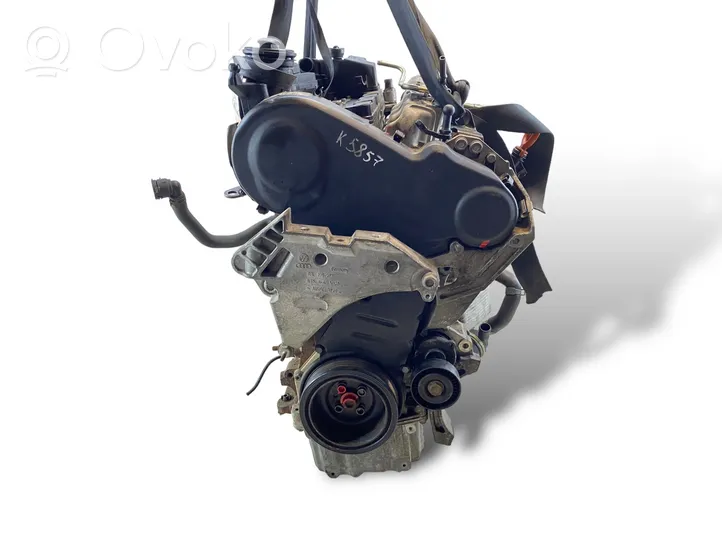 Volkswagen PASSAT CC Двигатель CBBB