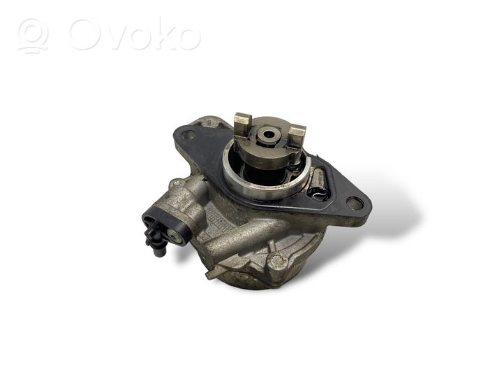 Opel Combo C Vacuum pump 55221037