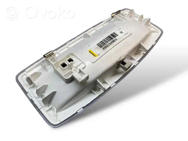 BMW 3 F30 F35 F31 Lampka podsufitki tylna 178184