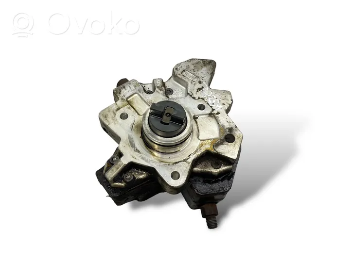 KIA Carens II Fuel injection high pressure pump 3310027400