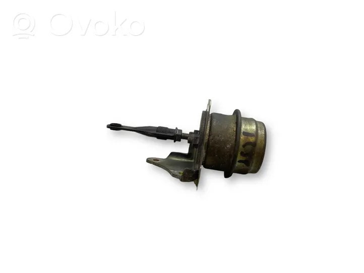 Ford Mondeo Mk III Cześć układu próżniowego turbosprężarki 4985294