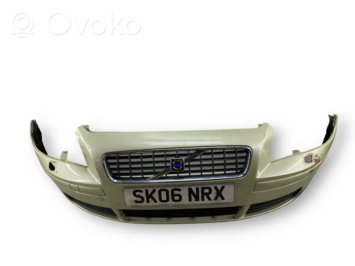 Volvo S40 Передний бампер 