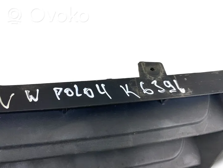 Volkswagen Polo IV 9N3 Grille calandre supérieure de pare-chocs avant 1T0853601