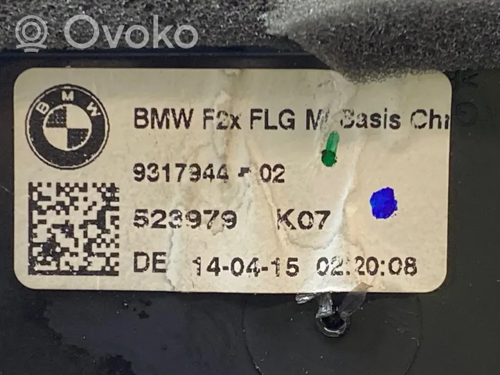 BMW 1 F20 F21 Griglia di ventilazione centrale cruscotto 9317944