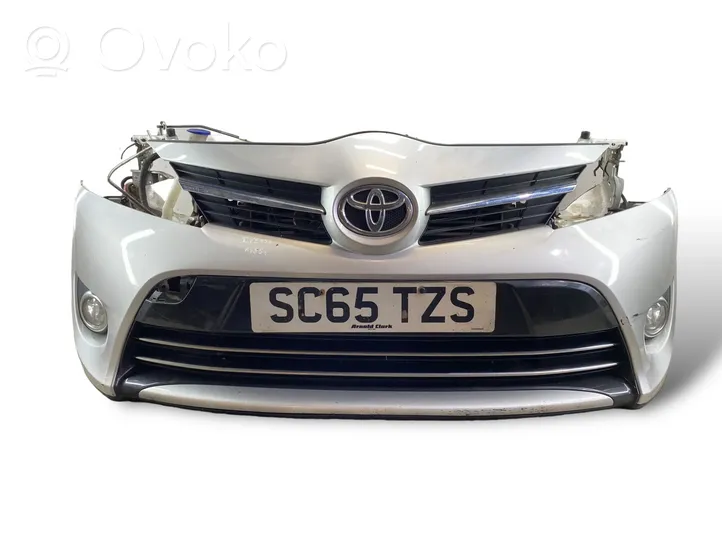 Toyota Verso Bumpers kit 