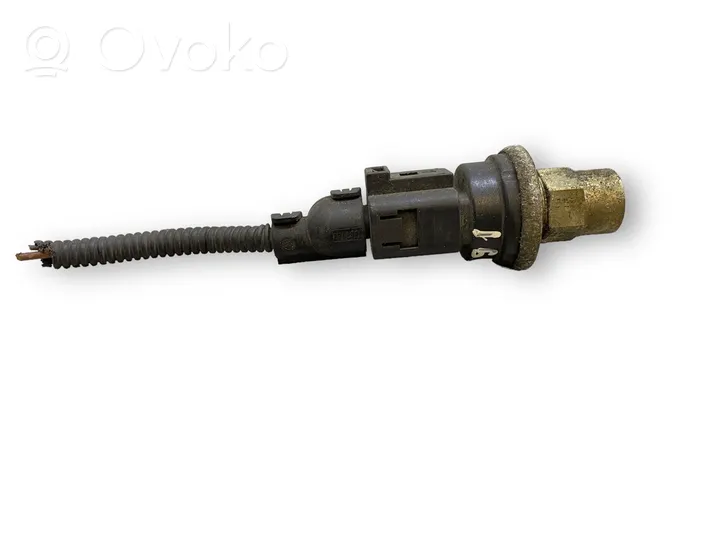 Audi A3 S3 A3 Sportback 8P Gaisa kondicioniera spiediena sensors 1J0973703