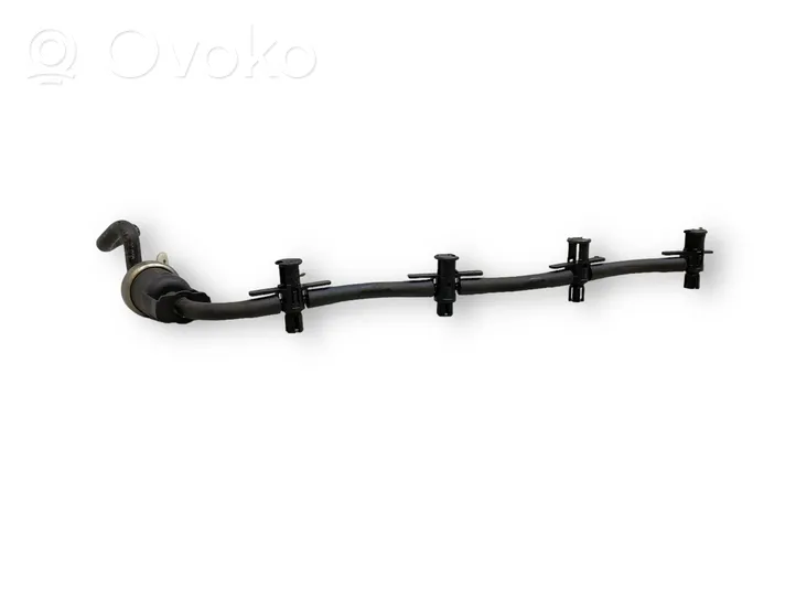 Volkswagen PASSAT B6 Fuel return line/hose 20926A