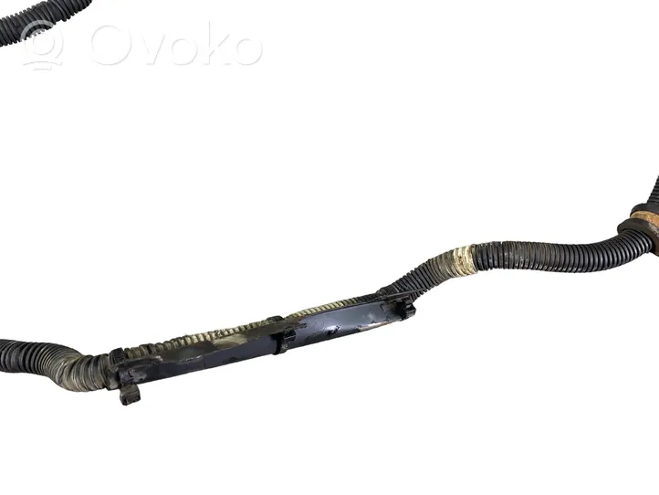 Land Rover Discovery 3 - LR3 Cable positivo (batería) YTA500660