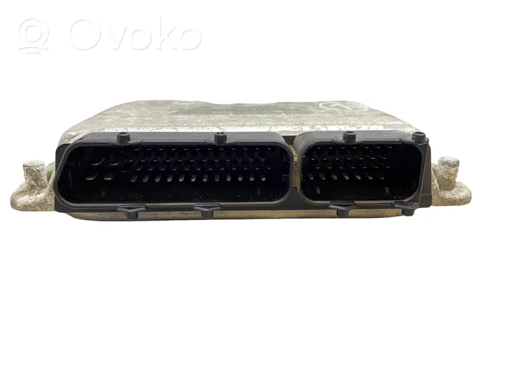 Volkswagen Golf V Sterownik / Moduł ECU 036906032AG