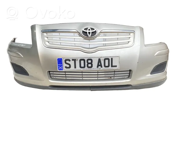 Toyota Avensis T250 Paraurti anteriore 