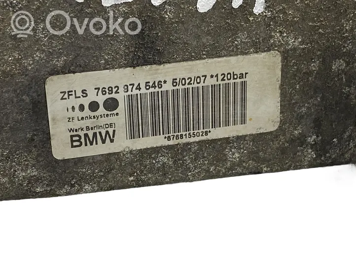 BMW 3 E90 E91 Vairo stiprintuvo siurblys 7692974546