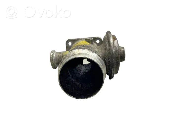 BMW 3 E90 E91 EGR valve 70051200