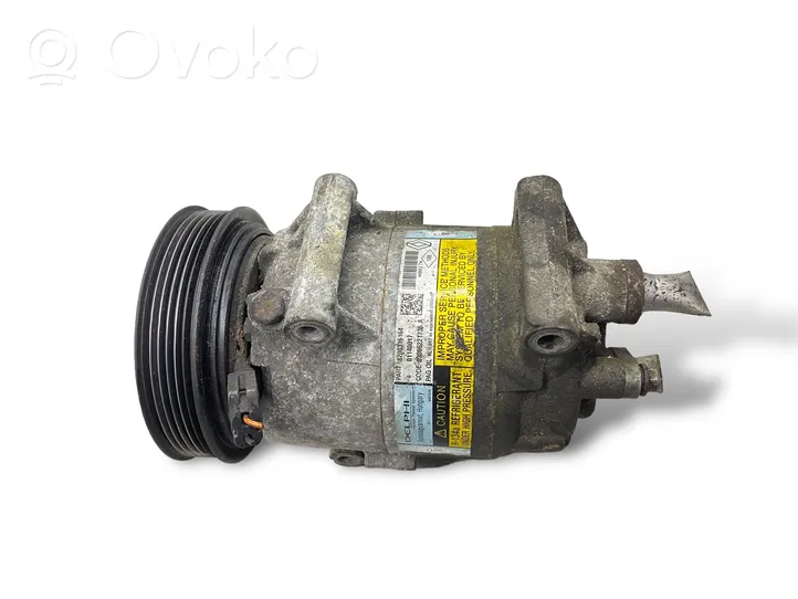 Renault Megane II Ilmastointilaitteen kompressorin pumppu (A/C) 8200316164