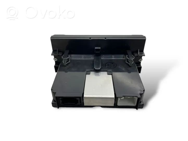 Volvo C30 Monitori/näyttö/pieni näyttö 30797719