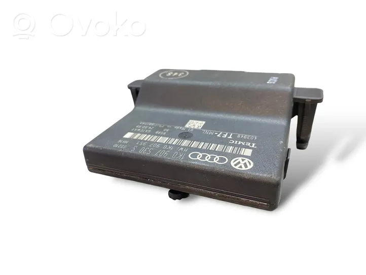 Audi A3 S3 A3 Sportback 8P Gateway control module 403948