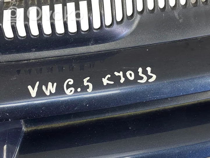 Volkswagen Golf V Priekšējais režģis 1K0853655A