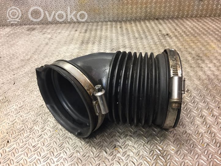 BMW 1 E82 E88 Tube d'admission d'air 7532755