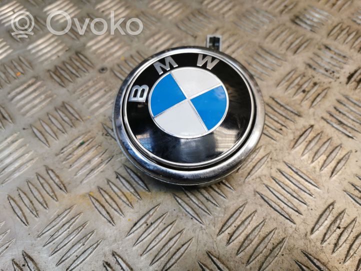 BMW 6 F12 F13 Przycisk otwierania klapy bagażnika 7227733