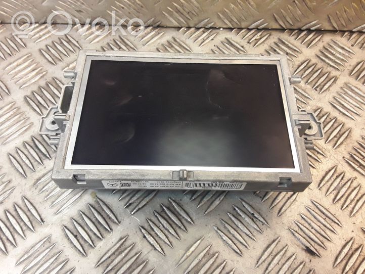 Mercedes-Benz E A207 Panel / Radioodtwarzacz CD/DVD/GPS 2129005000