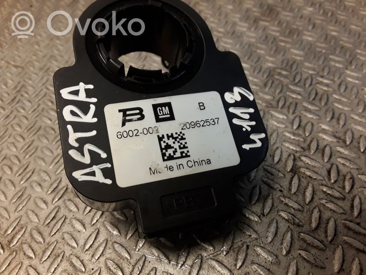 Opel Astra J Stūres stāvokļa (leņķa) sensors 20962537