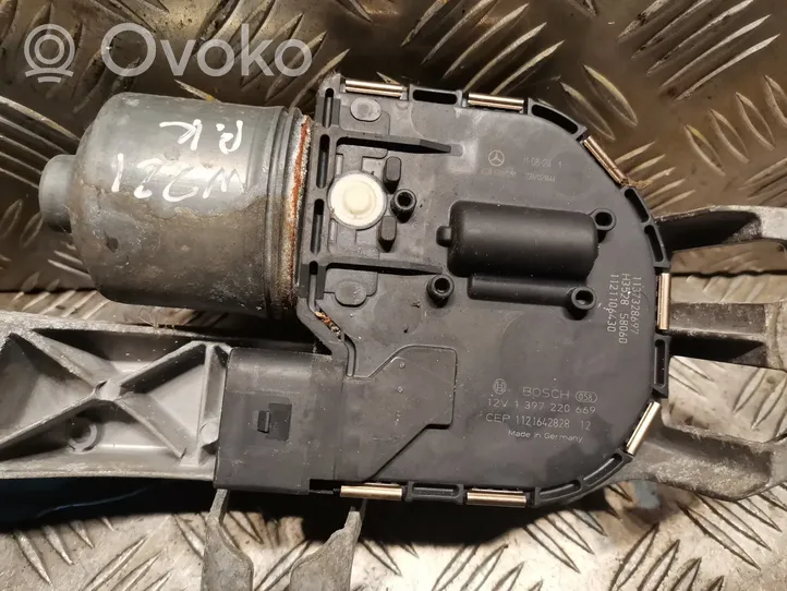 Mercedes-Benz S W221 Mechanizm i silniczek wycieraczek szyby przedniej / czołowej 2218204342