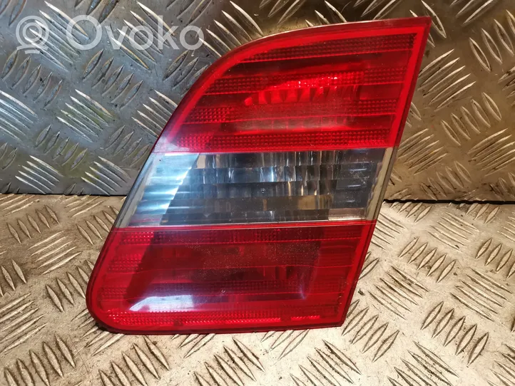 Mercedes-Benz B W245 Lampy tylnej klapy bagażnika 1698201664