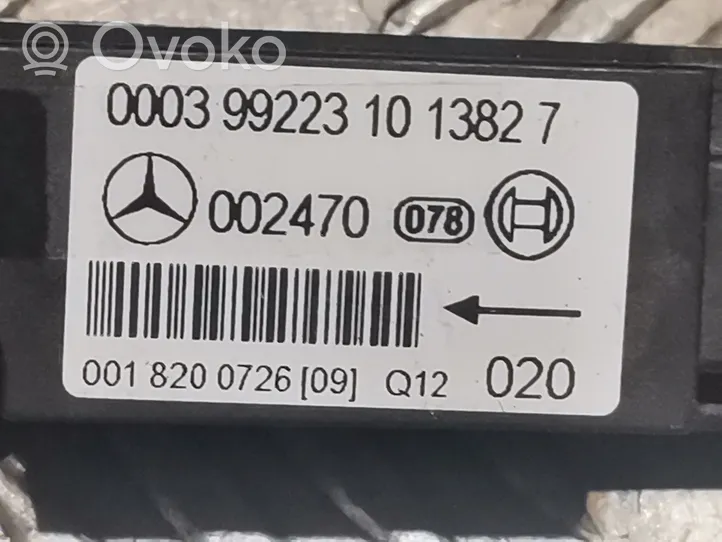 Mercedes-Benz SLK R170 Oro pagalvių smūgio daviklis 0018200726