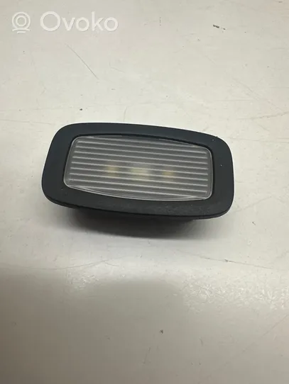 Mercedes-Benz C W205 Altre luci abitacolo A0009063904