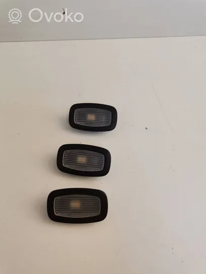 Mercedes-Benz C W205 Illuminazione sedili posteriori A0009063105