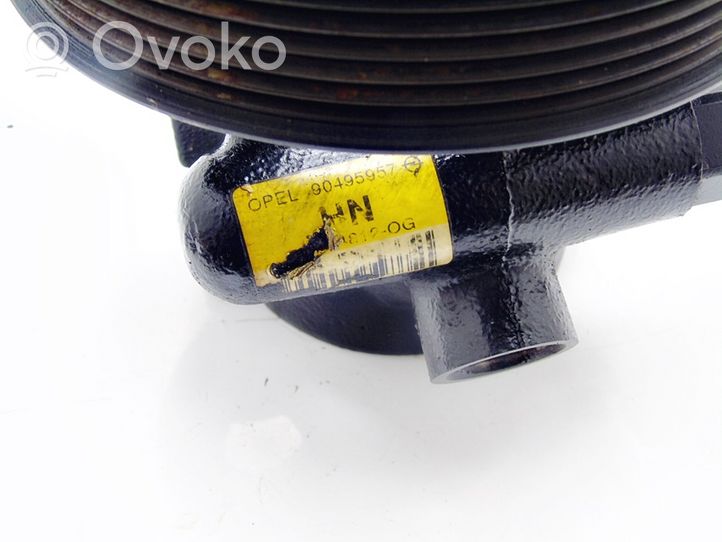 Opel Meriva A Supporto di montaggio della pompa del servosterzo 90495957