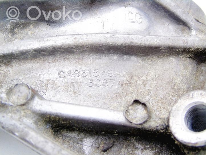 Dodge Caravan Łapa / Mocowanie silnika 04861549AA