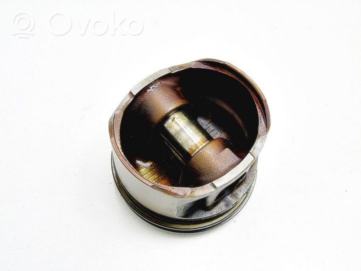 Volvo S70  V70  V70 XC Piston 24608A