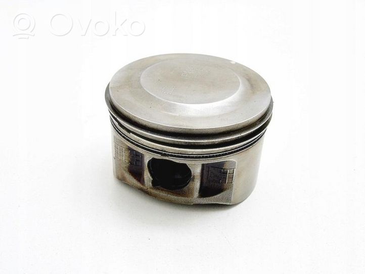 Volvo S70  V70  V70 XC Piston 24608A