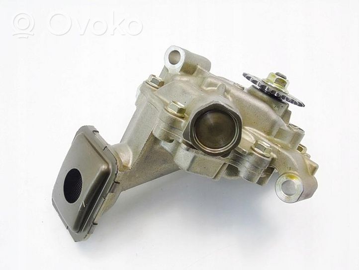 Toyota Prius (XW10) Pompe à huile 37060